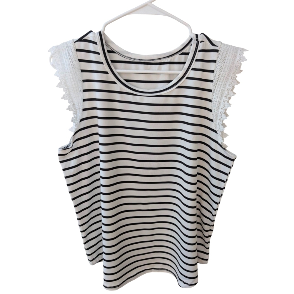NWOT Shein Women's Striped Black and White Lace Trim Top Size L